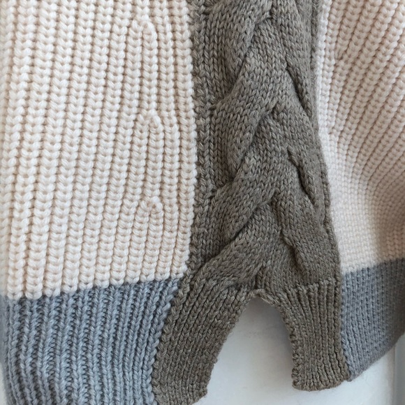 Aritzia block color sweater - Picture 3 of 6